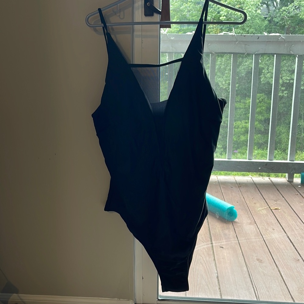Brand new swimsuit, never worn from Amazon.